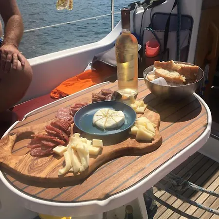 Πλωτό κατάλυμα Barca A Vela Sul Maggiore *